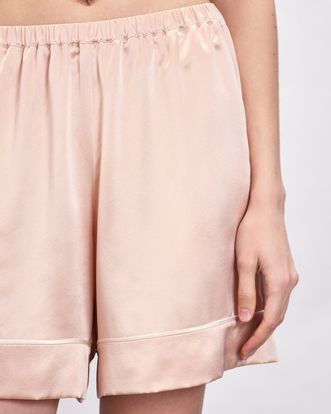 Купить Шорты THE AYRIS