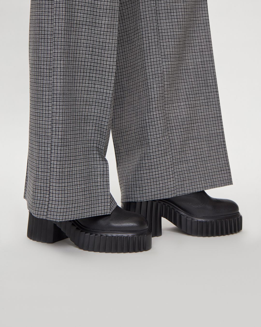 Купить Ботильоны AGL