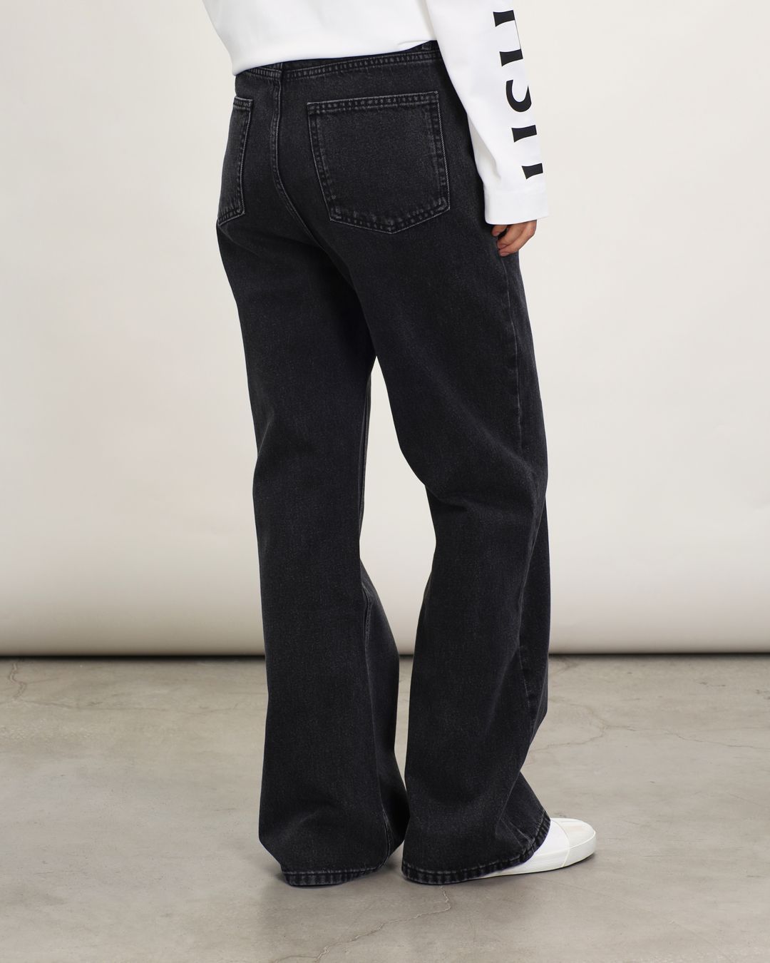 Купить Джинсы USHATAVA