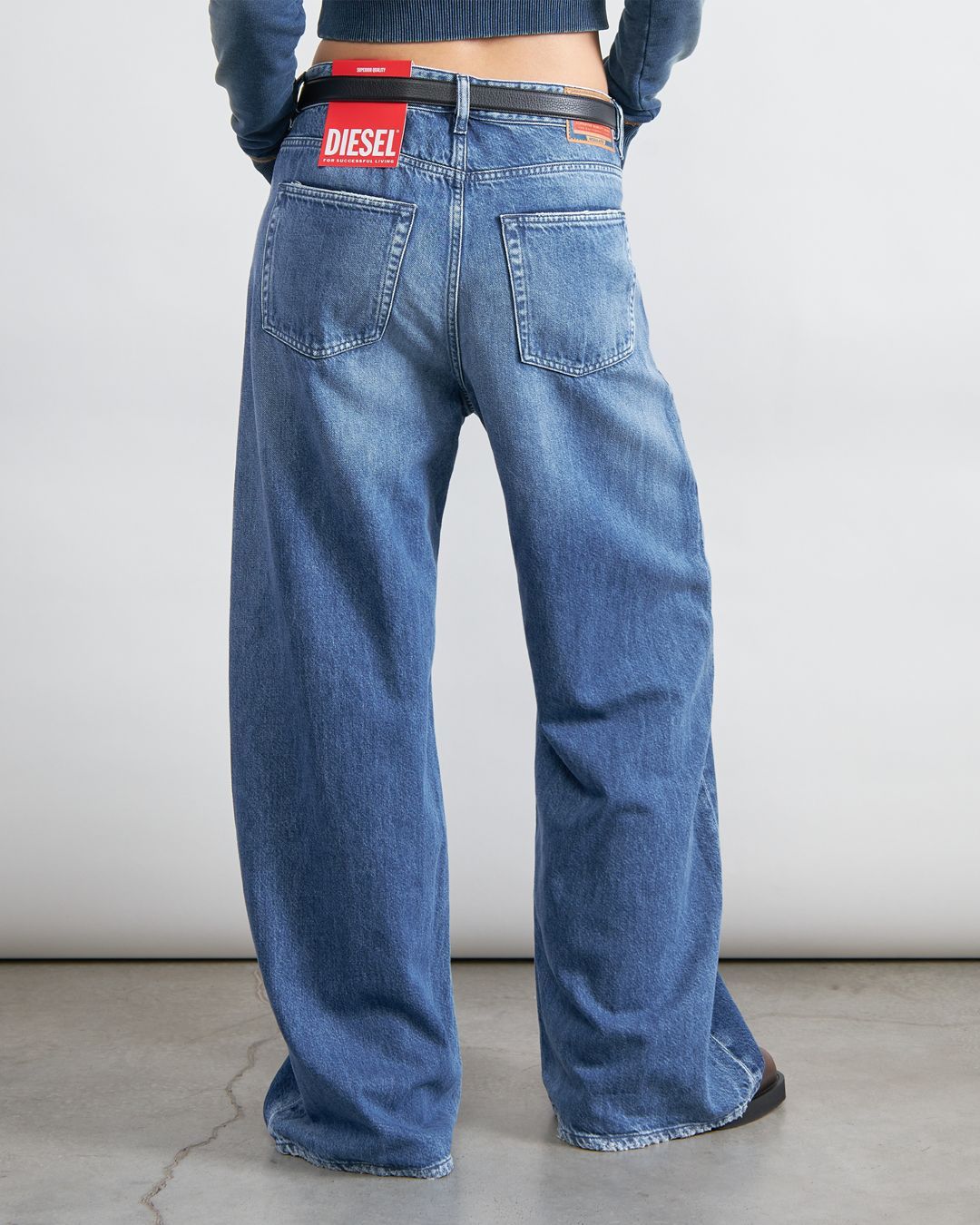 Купить Джинсы DIESEL