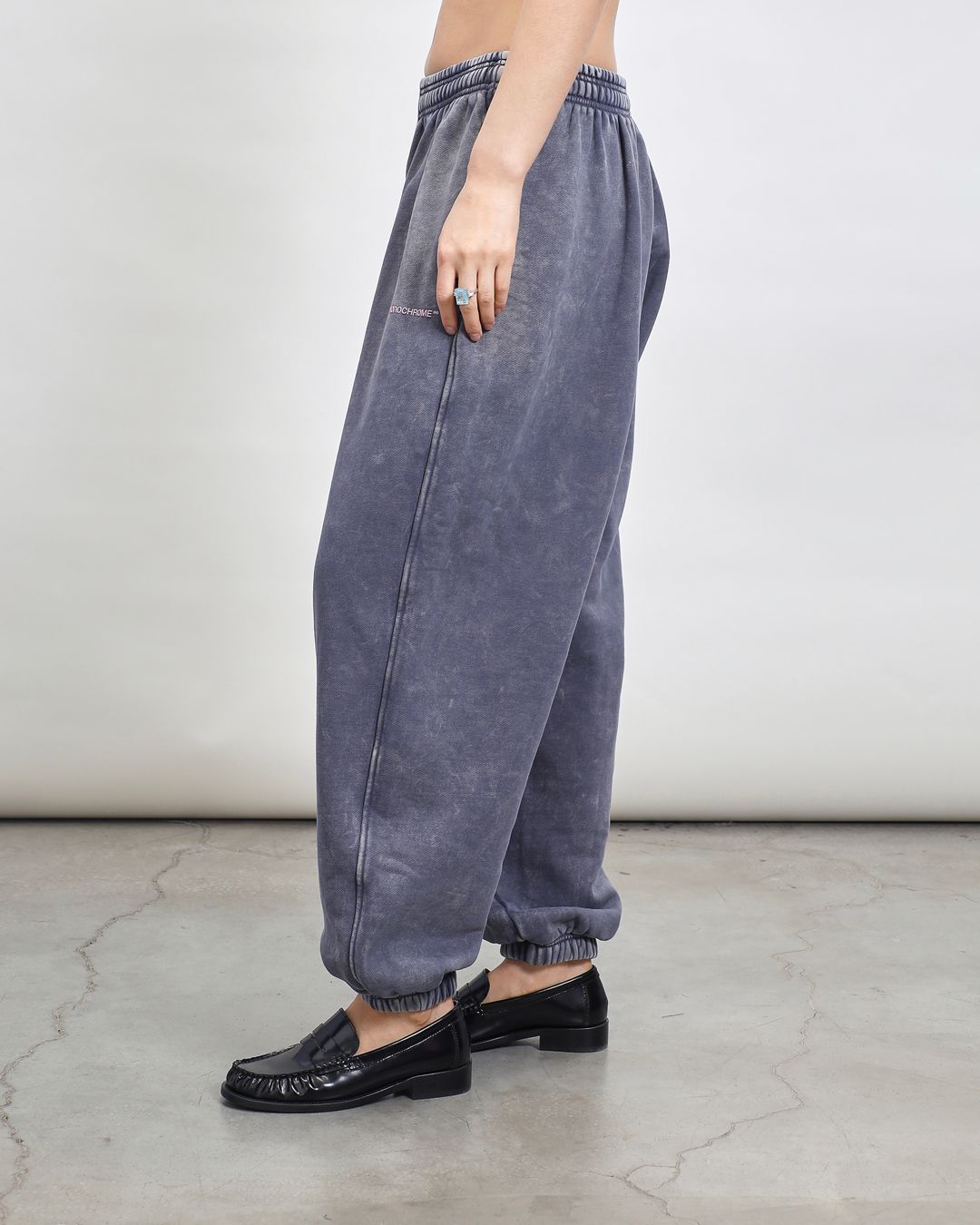 Купить Брюки MONOCHROME