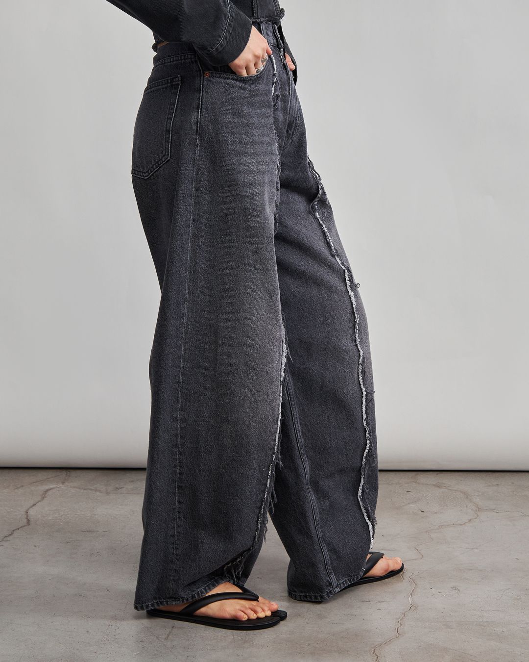 Купить Джинсы MM6