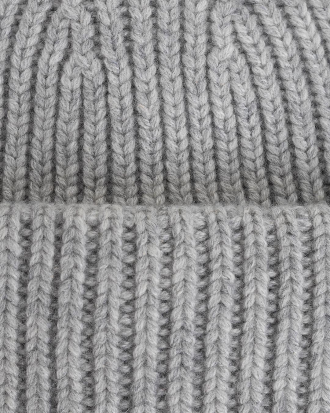 Купить Шапка YVES SALOMON