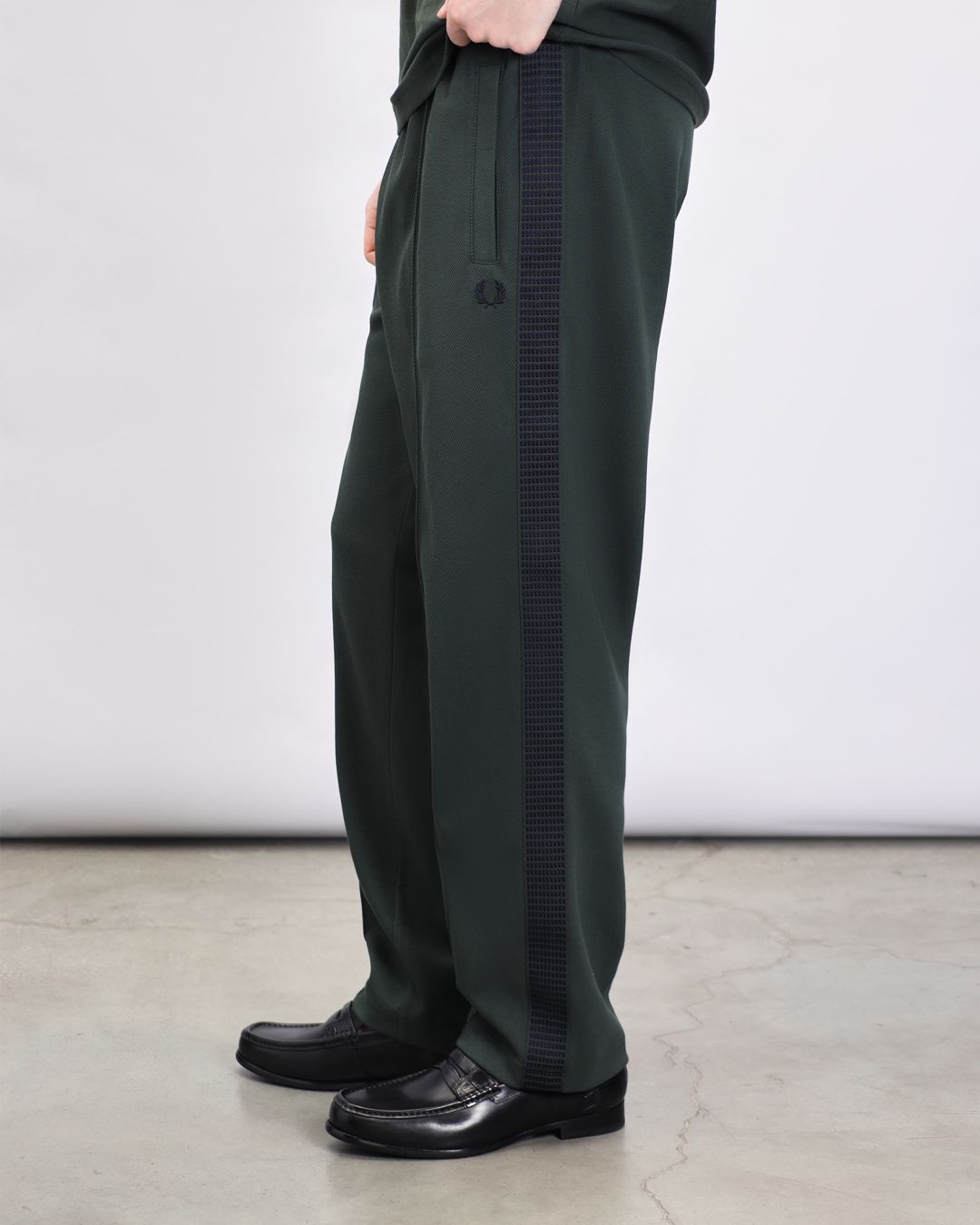 Купить Брюки FRED PERRY