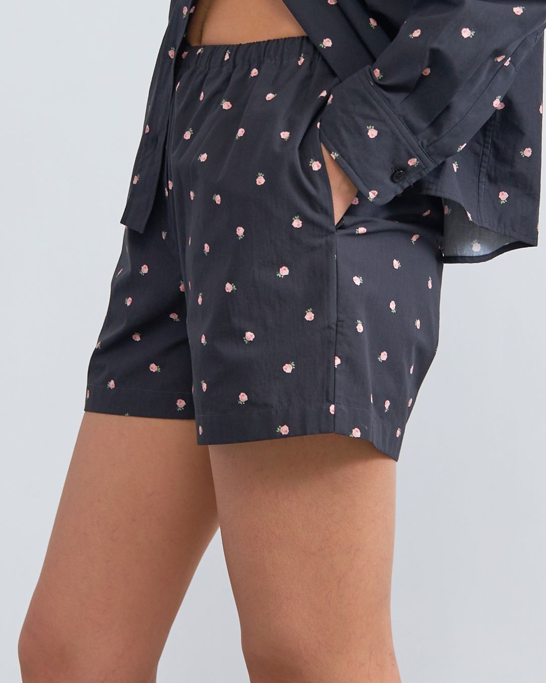 Купить Шорты SASHAVERSE