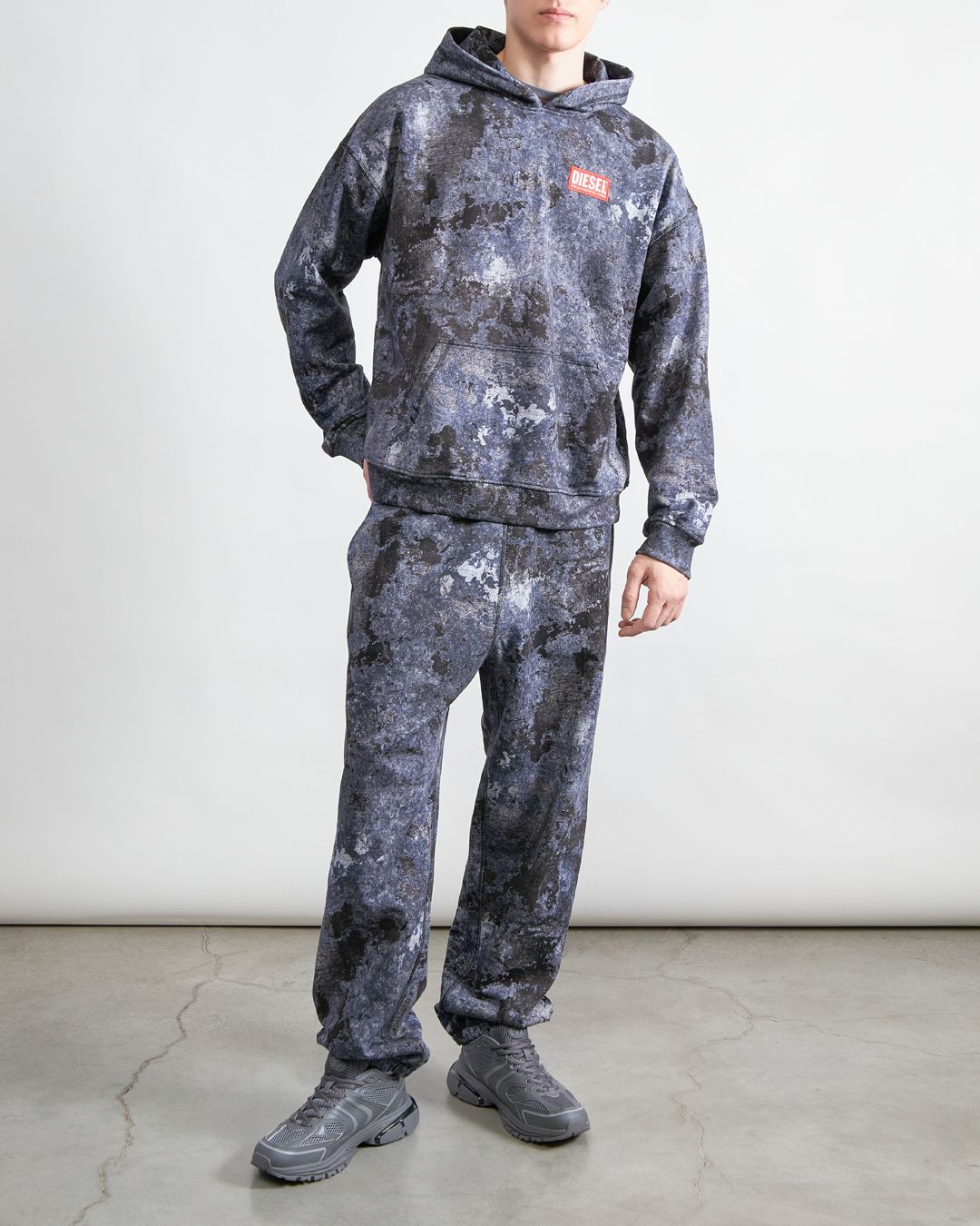 Купить Брюки DIESEL