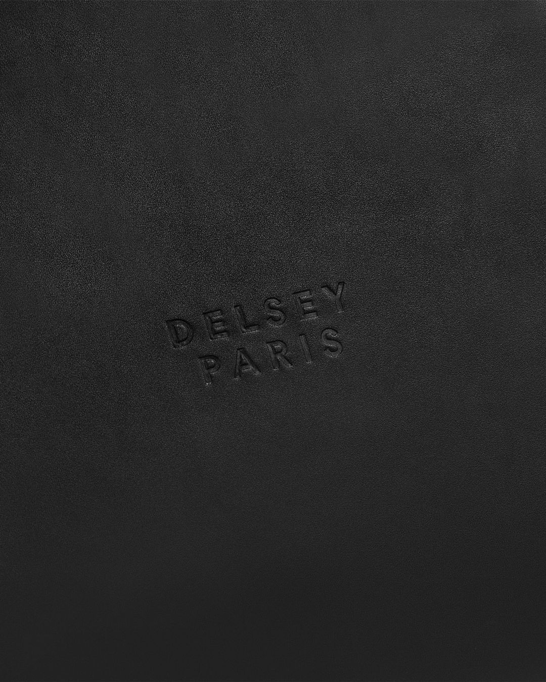 Купить Чехол DELSEY