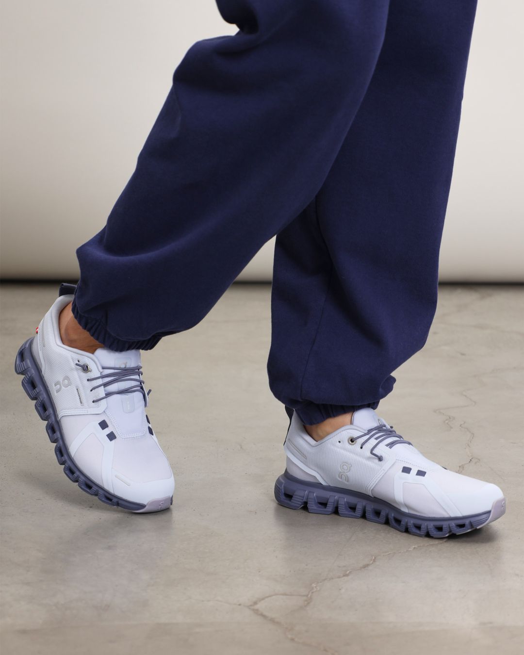 Купить Кроссовки ON