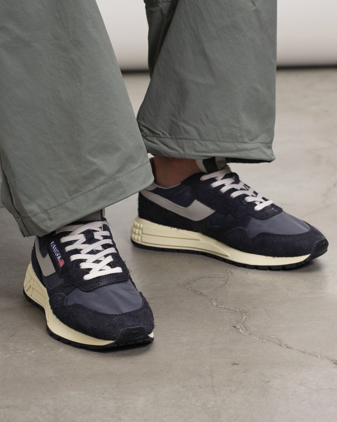 Купить Кроссовки AUTRY