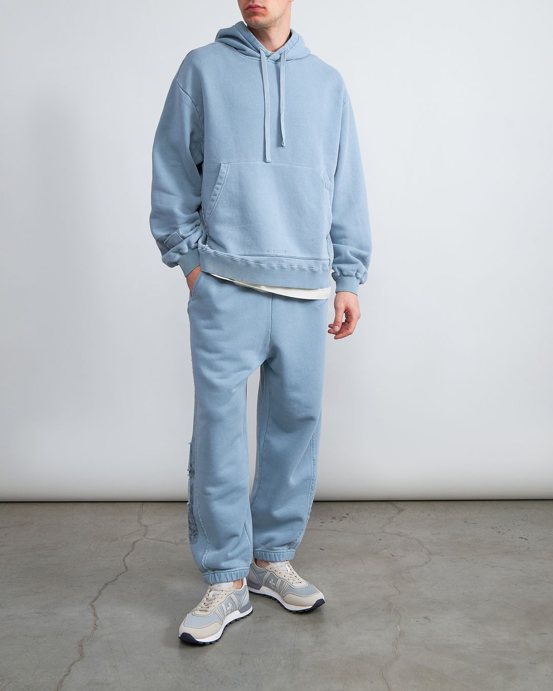 Купить Брюки A COLD WALL MEN