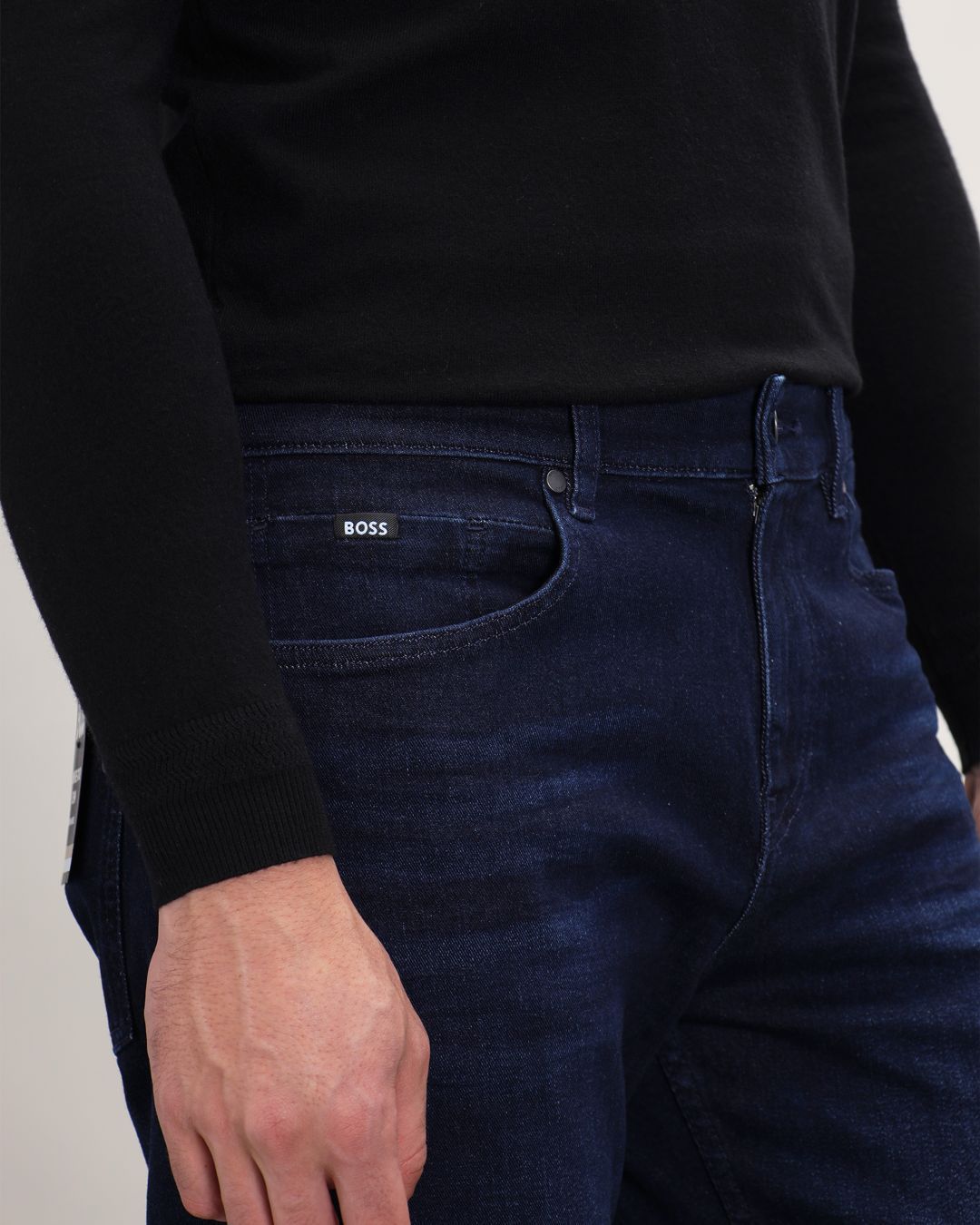 Купить Джинсы HUGO BOSS