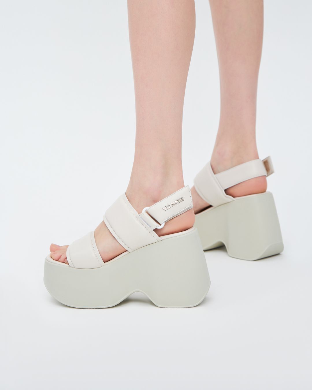 Купить Туфли VIC MATIE