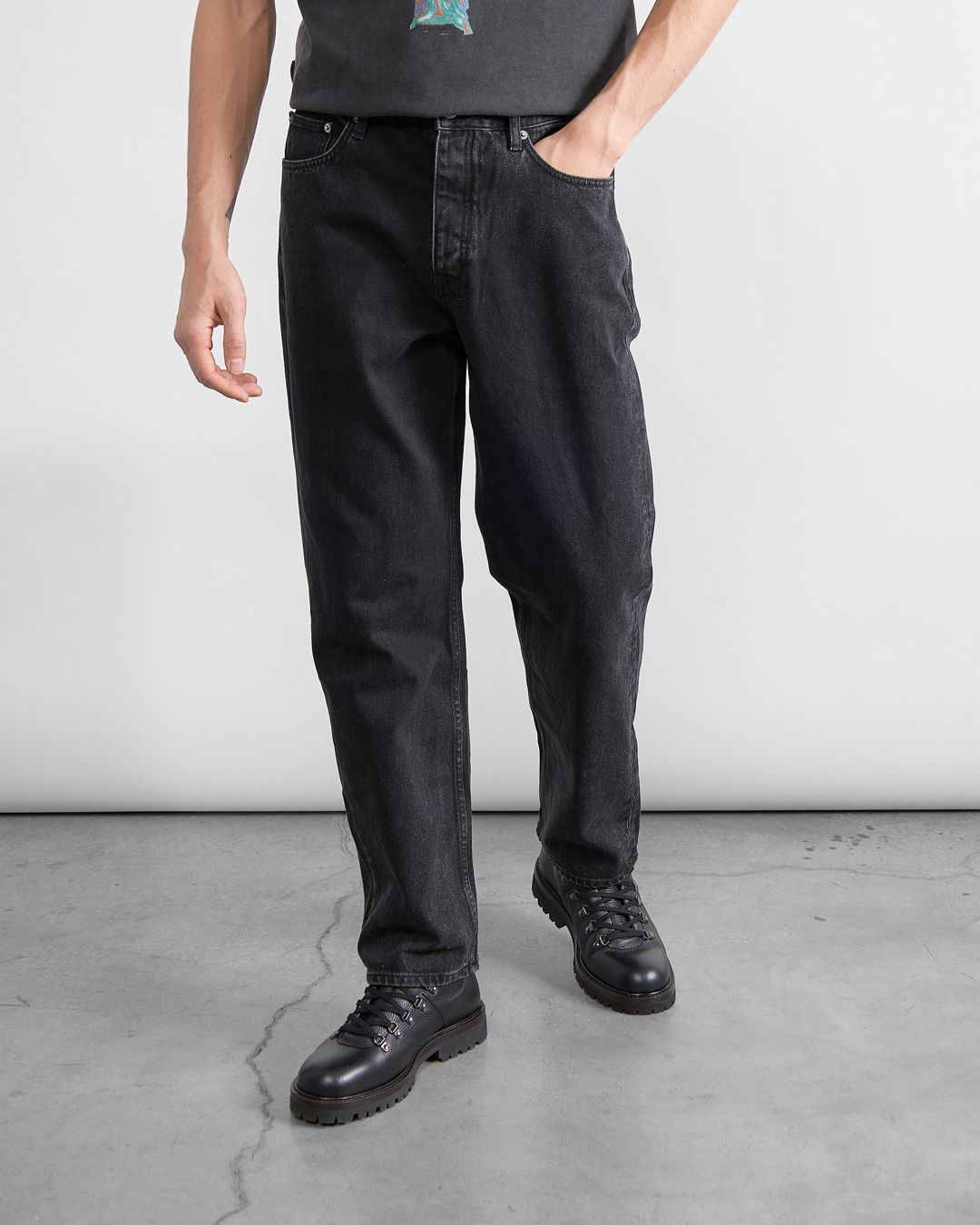 Купить Джинсы KSUBI