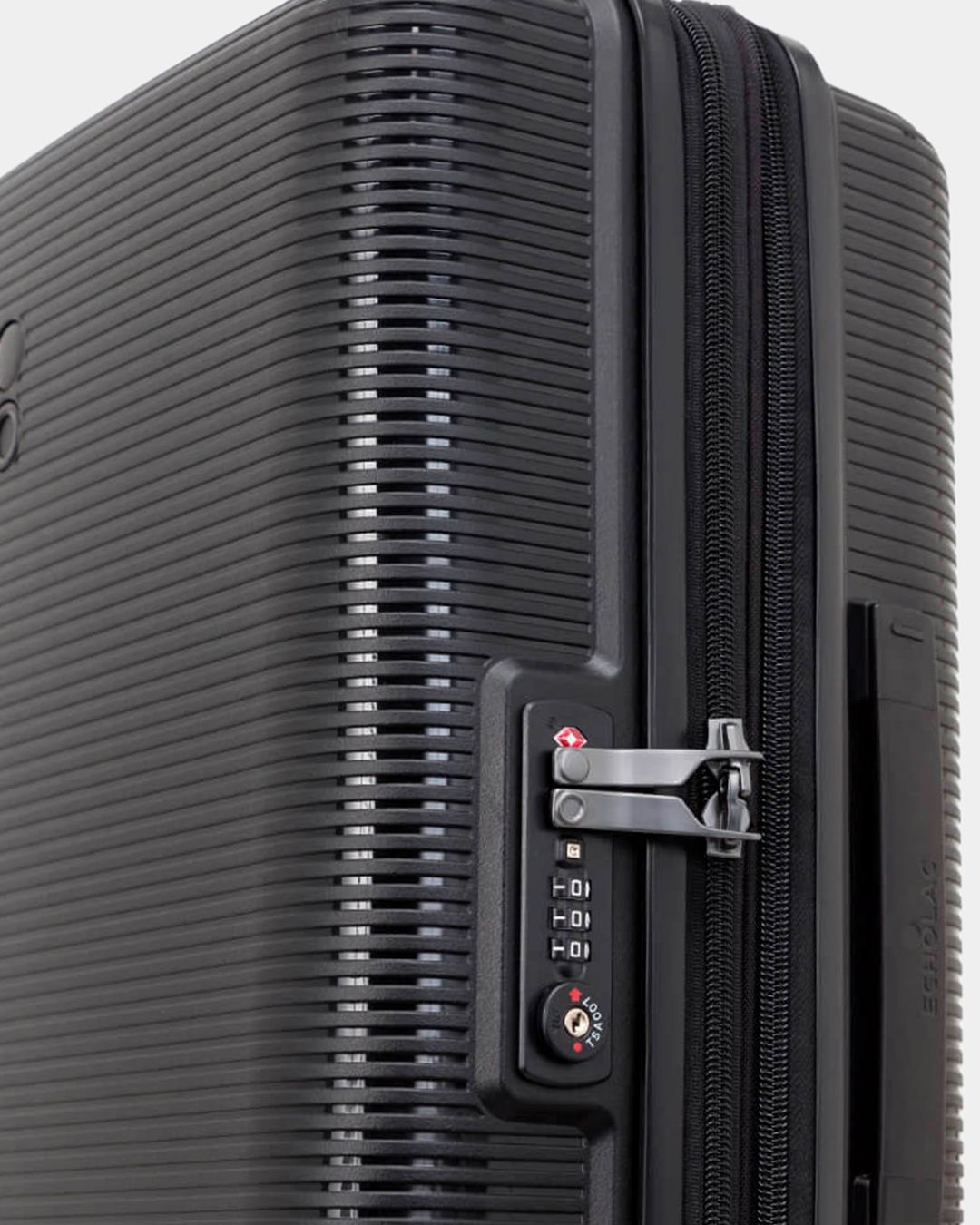 Купить Чемодан ECHOLAC