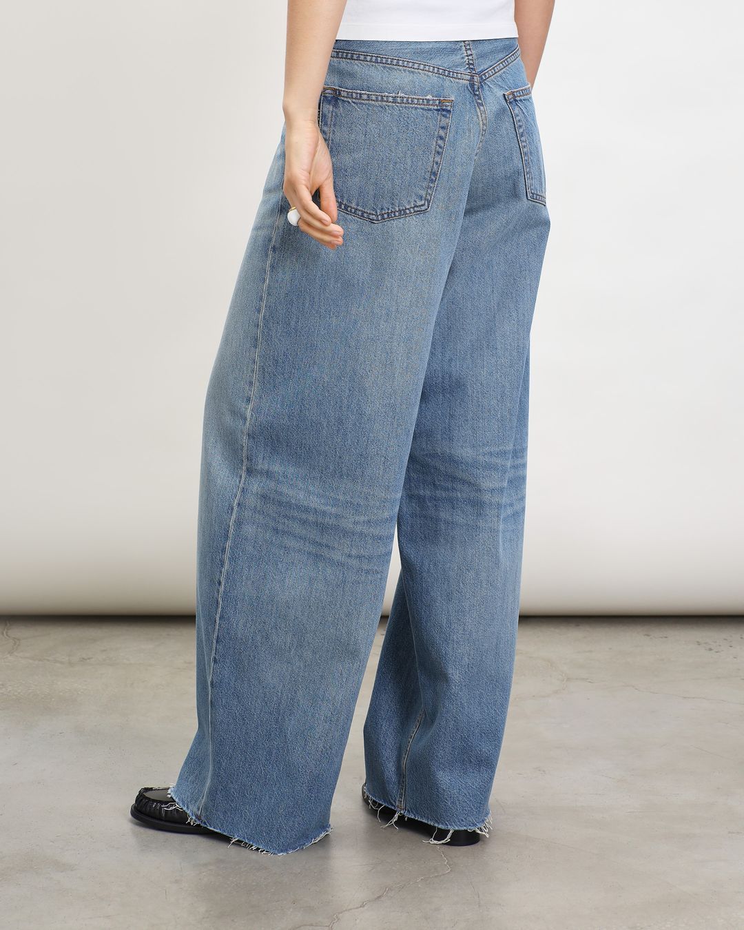 Купить Джинсы HAIKURE