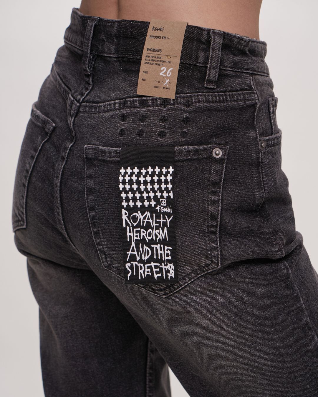 Купить Джинсы KSUBI