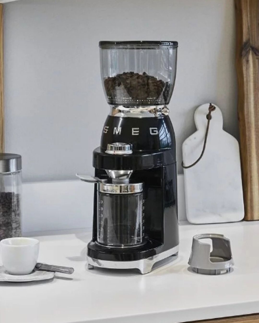 Купить Кофемолка SMEG