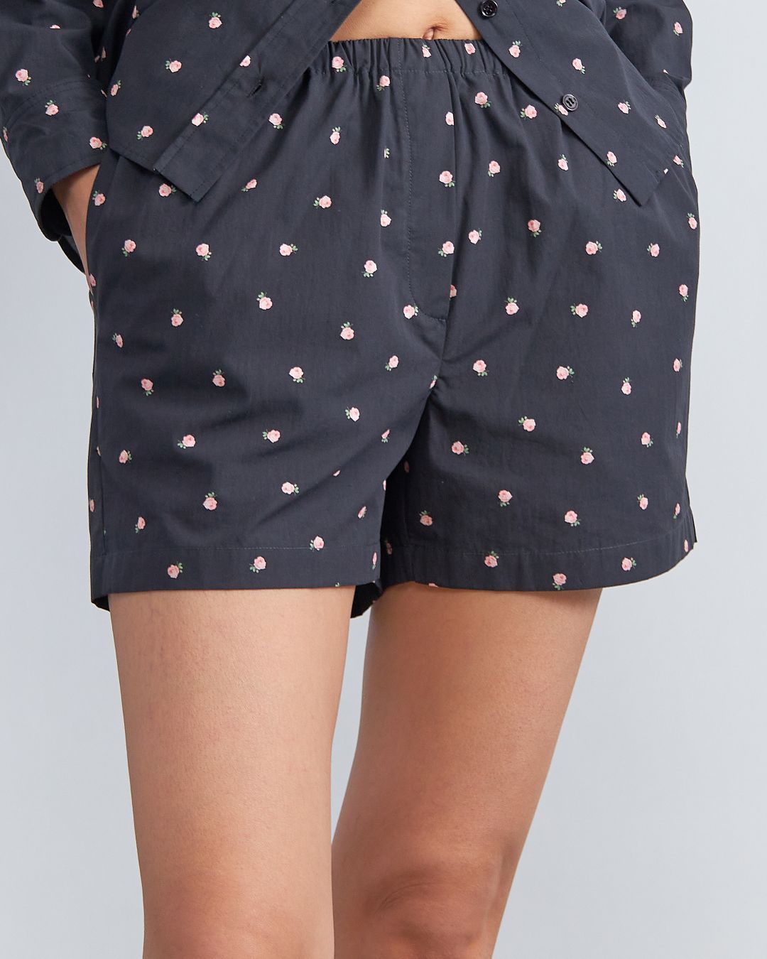 Купить Шорты SASHAVERSE