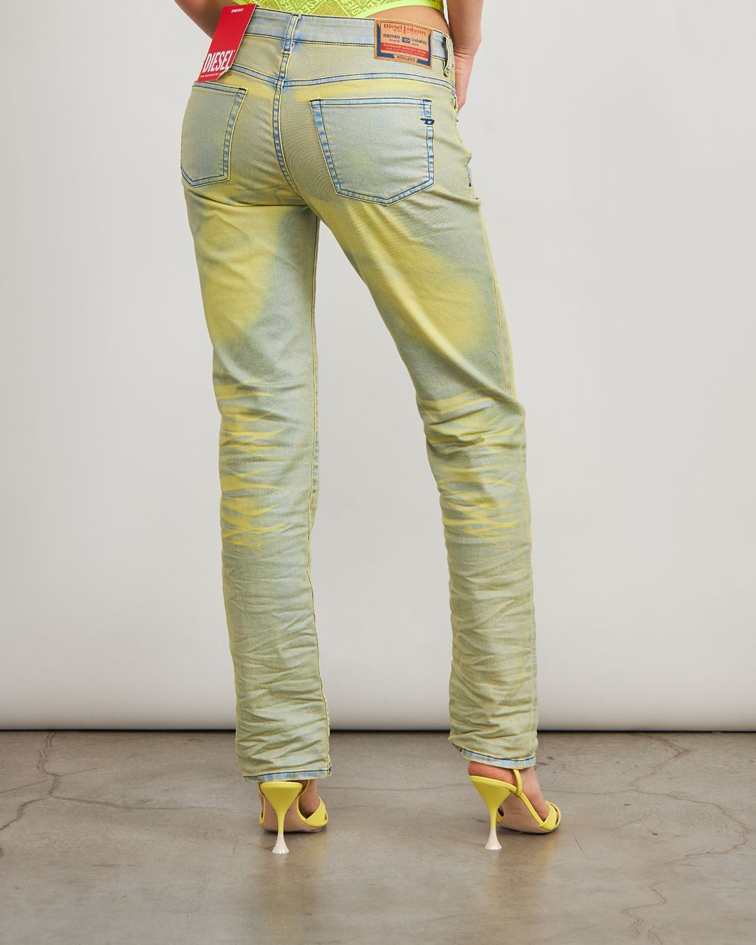 Купить Джинсы DIESEL