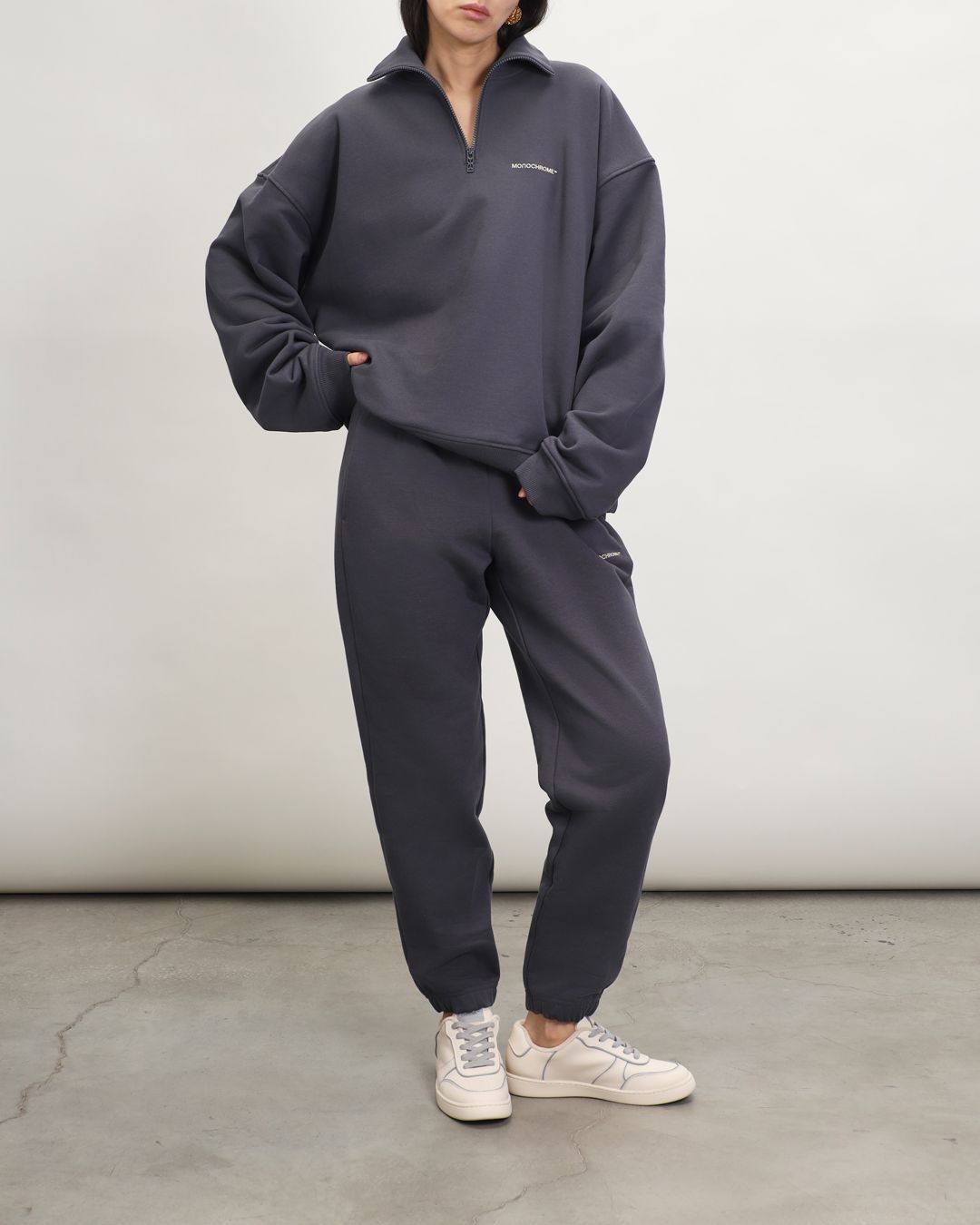 Купить Свитшот MONOCHROME