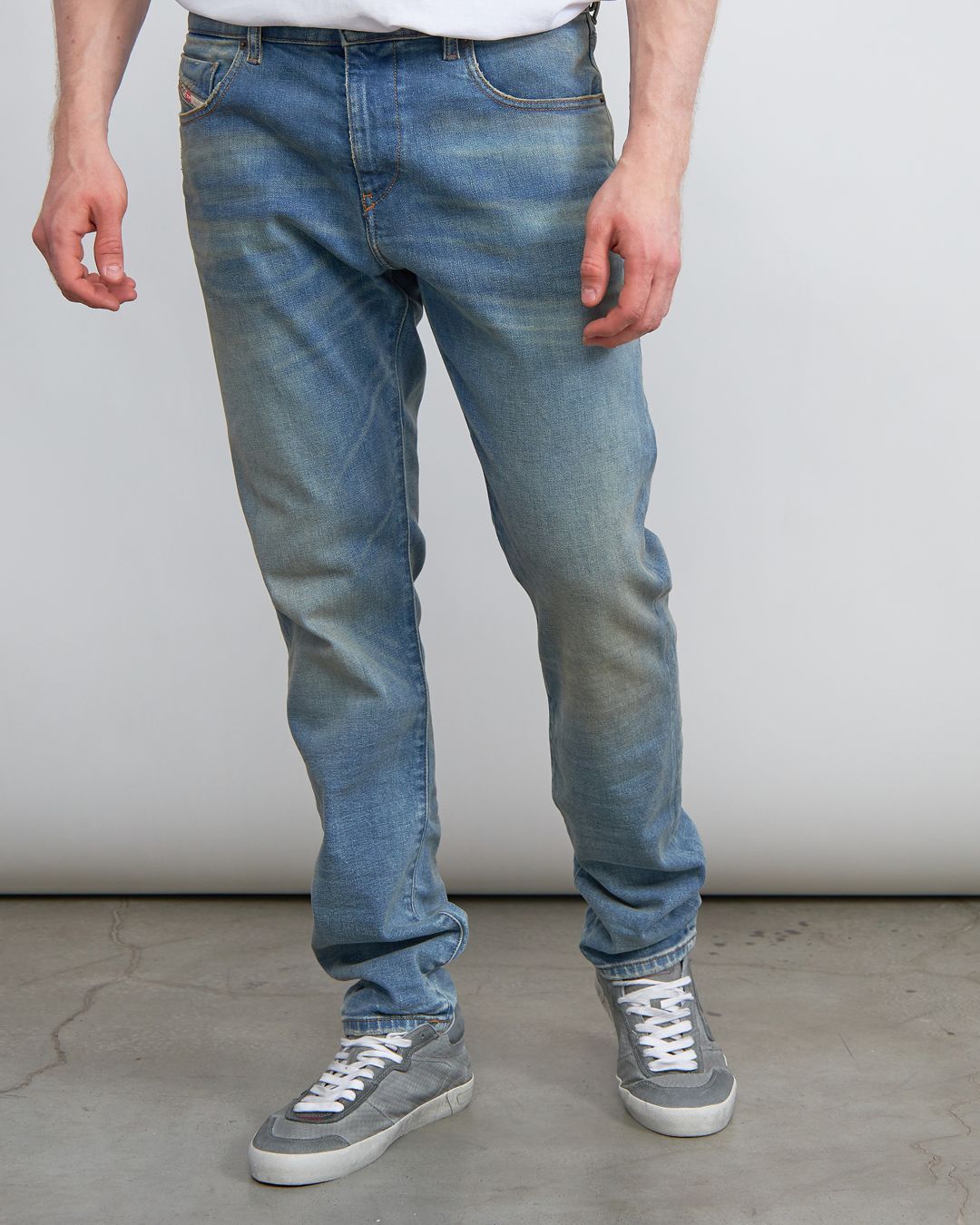 Купить Джинсы DIESEL