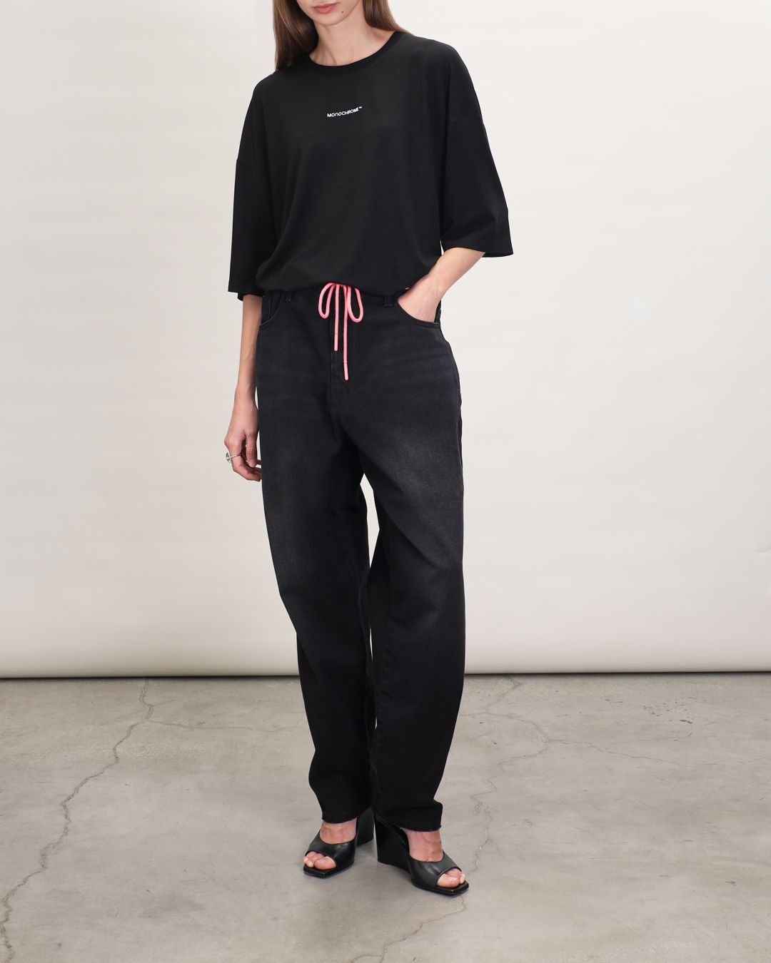 Купить Футболка MONOCHROME