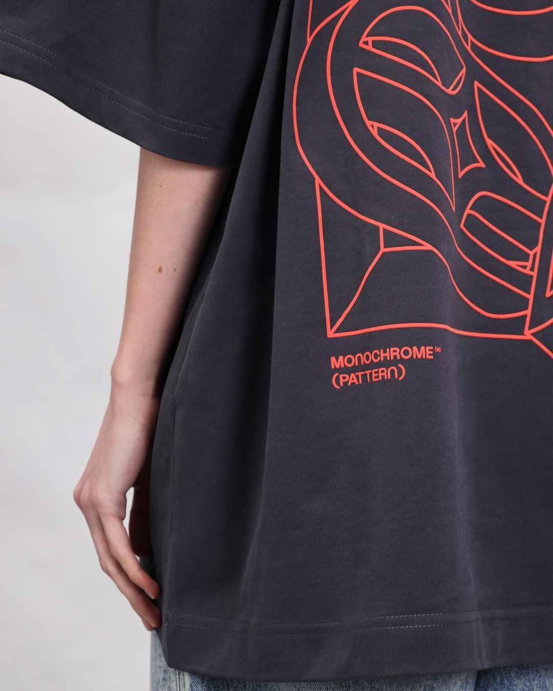 Купить Футболка MONOCHROME