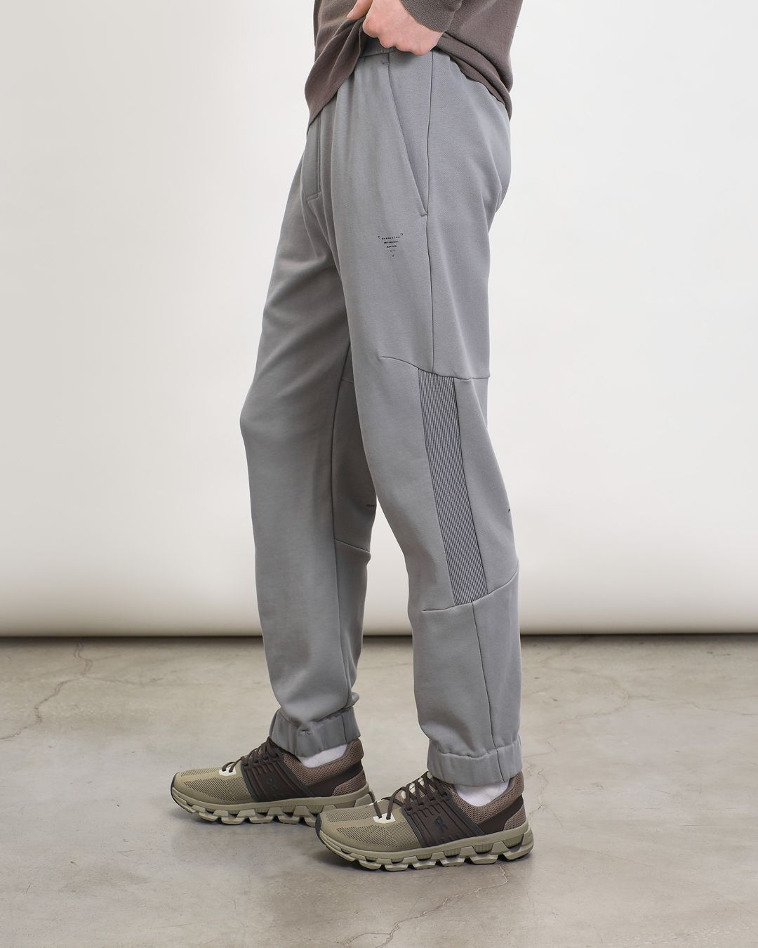 Купить Брюки KRAKATAU