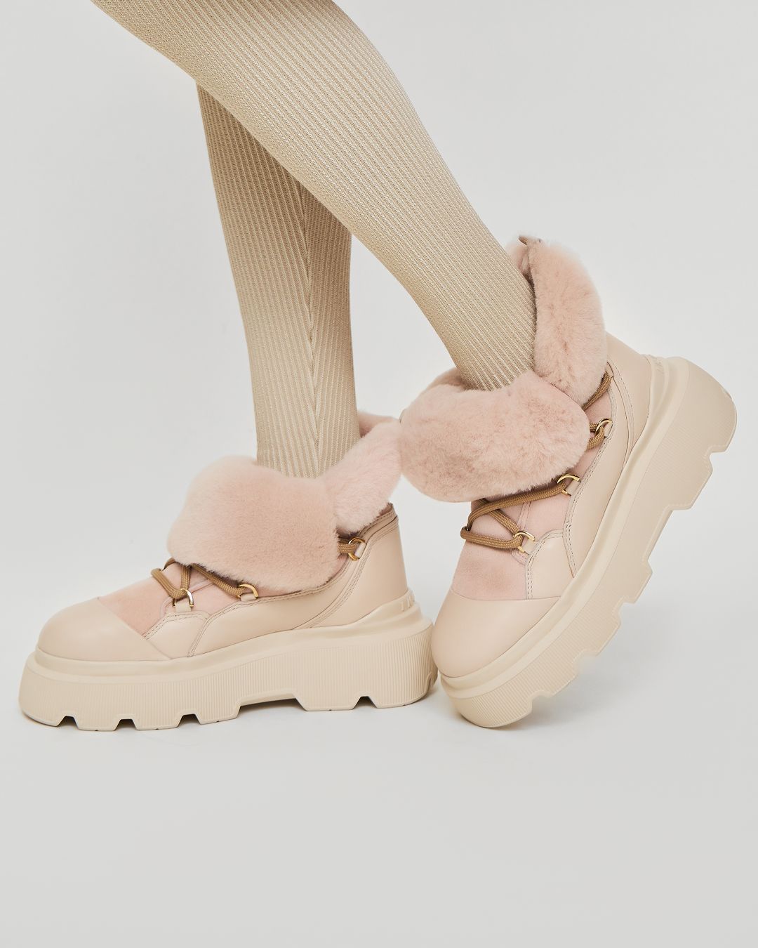 Купить Ботинки INUIKII