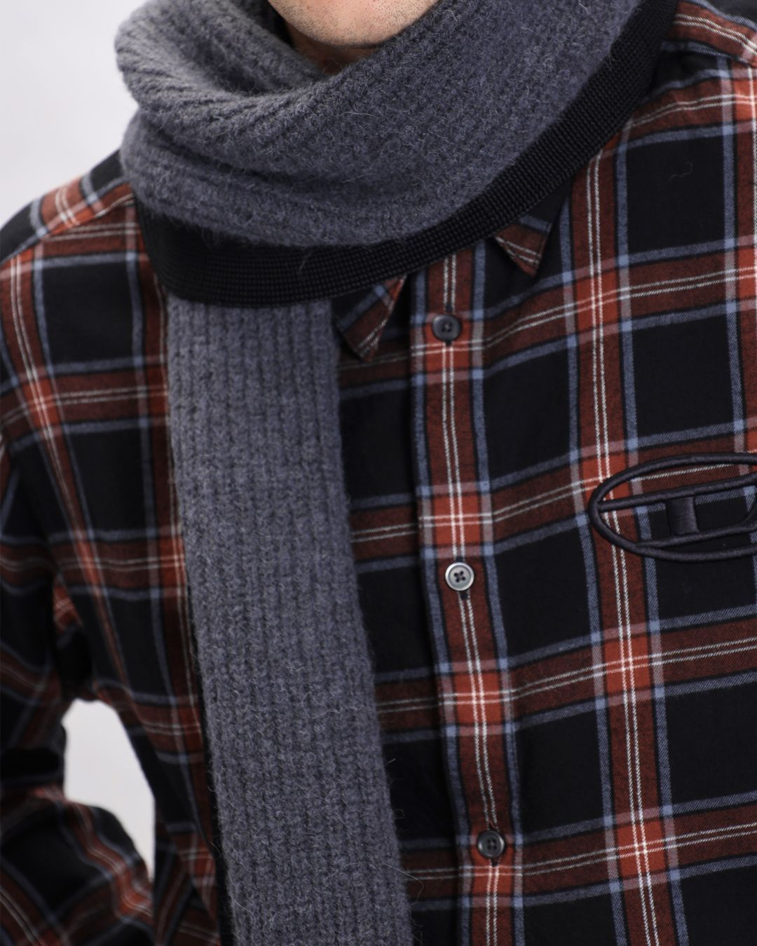 Купить Шарф DIESEL