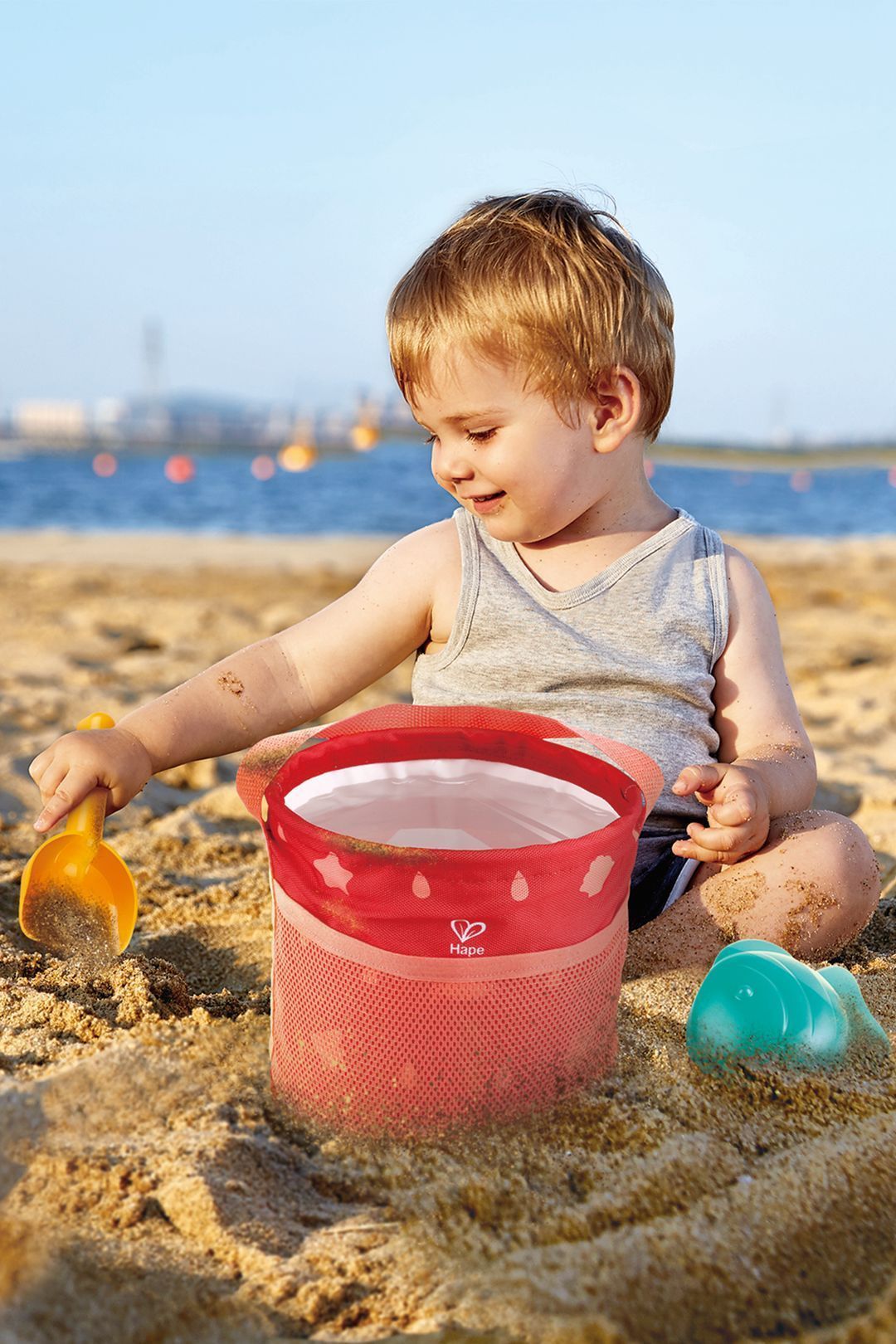 Купить Набор для пляжа рыбка с лопаткой и формочкой HAPE