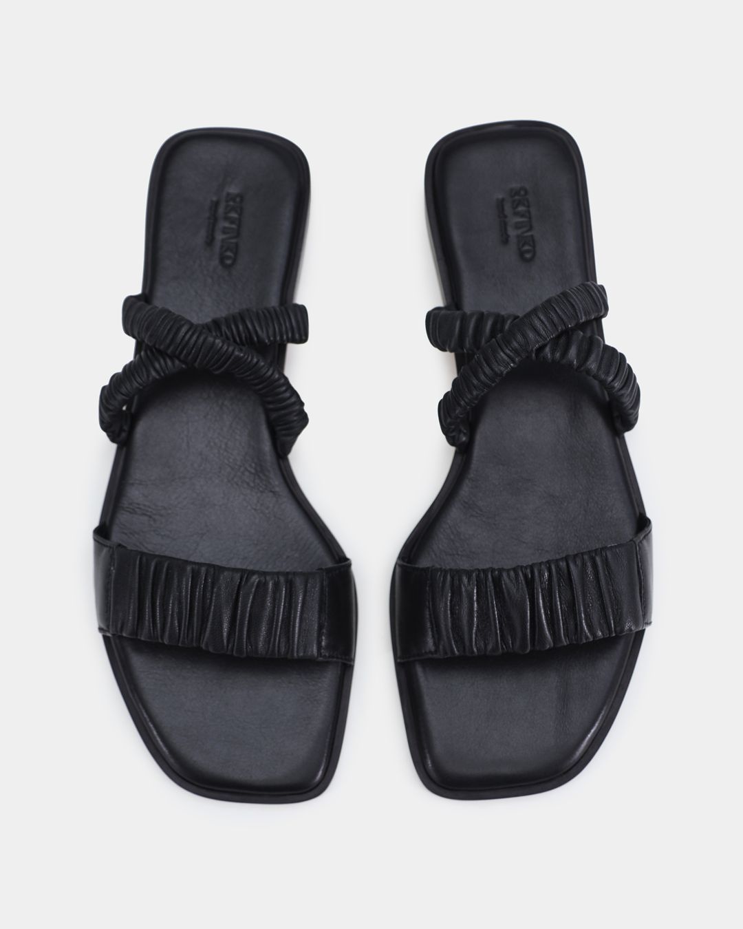 Купить Сандалии REFINED