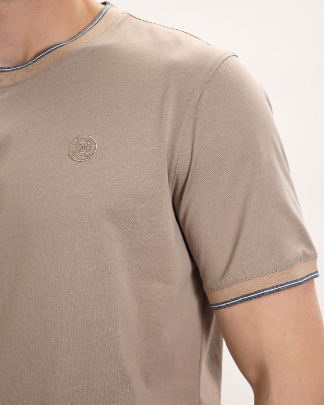 Купить Футболка CUDGI