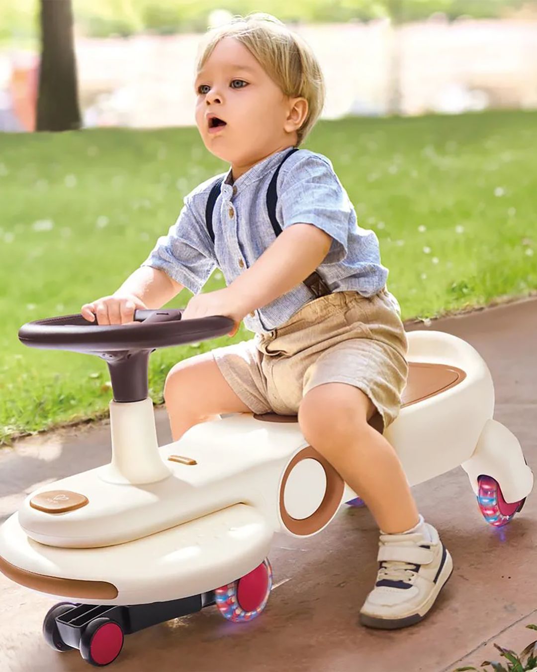 Купить Беговел первый транспорт белый HAPE