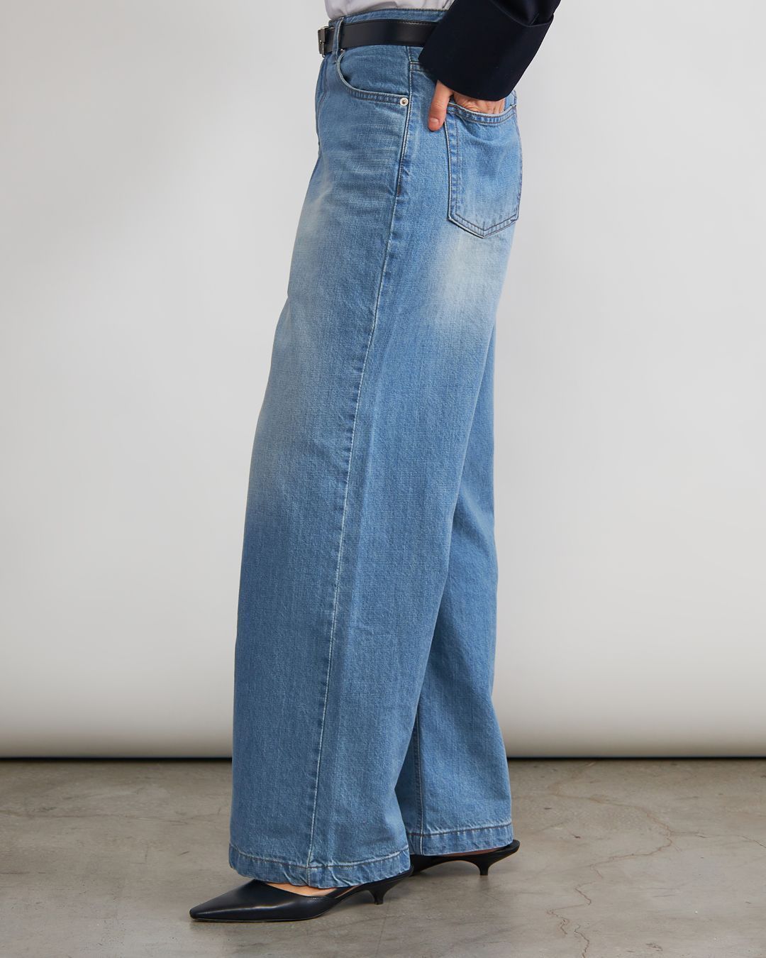 Купить Джинсы LOW CLASSIC