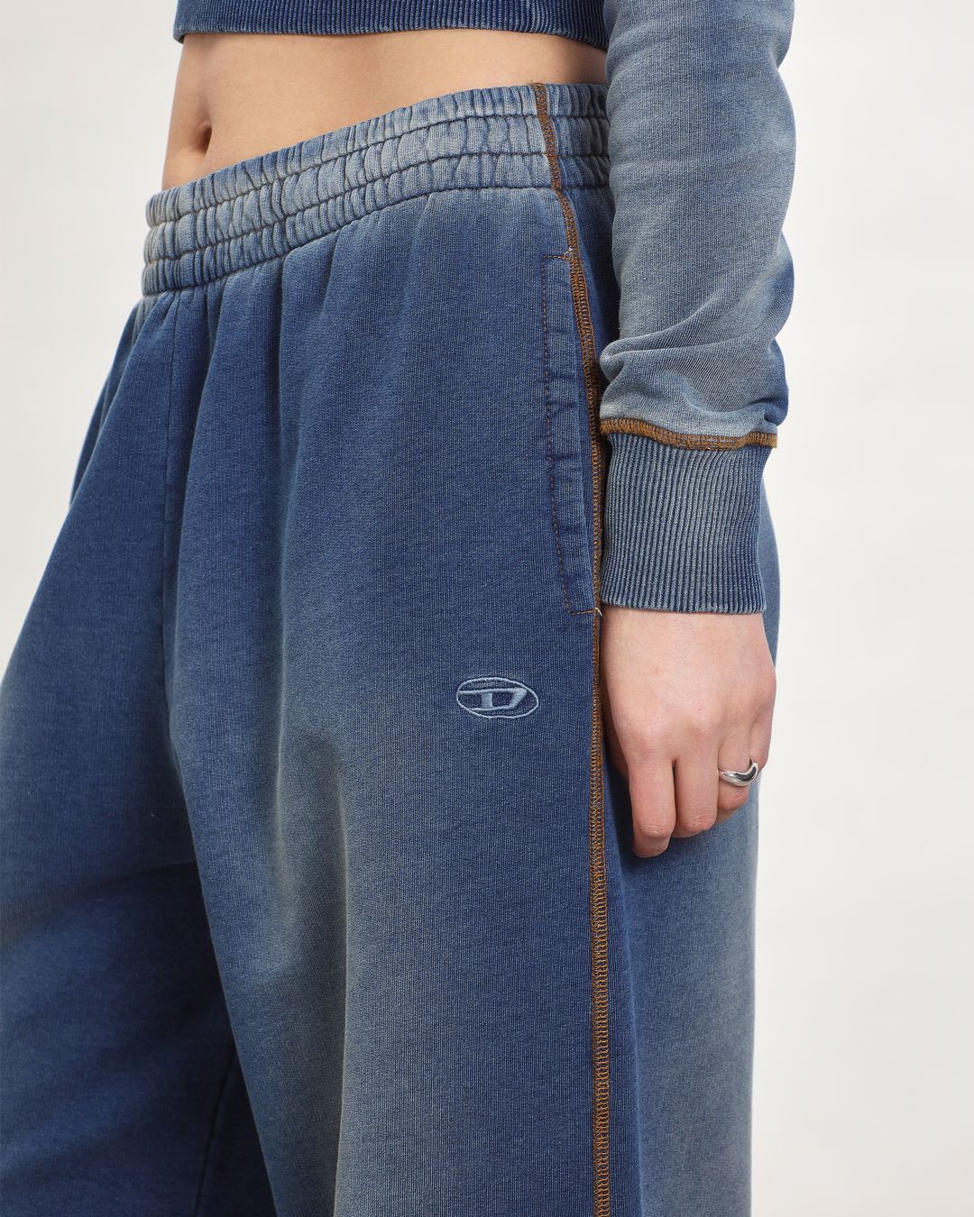 Купить Брюки DIESEL