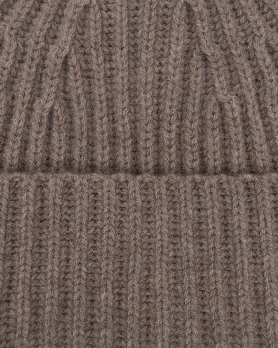 Купить Шапка LISA YANG