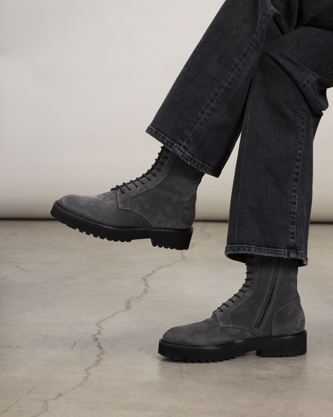 Купить Ботинки DOUCALS