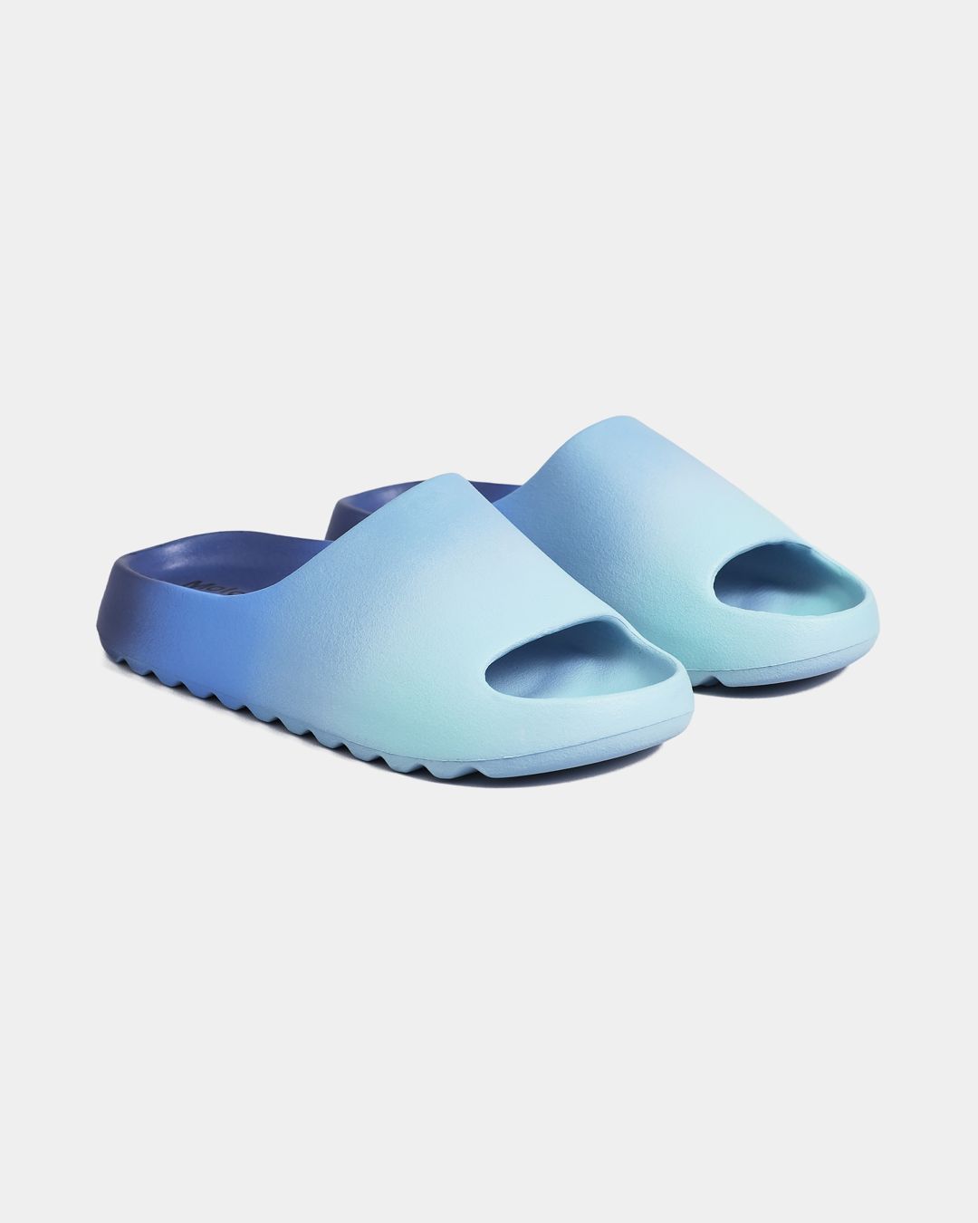 Купить Шлепки MOLO