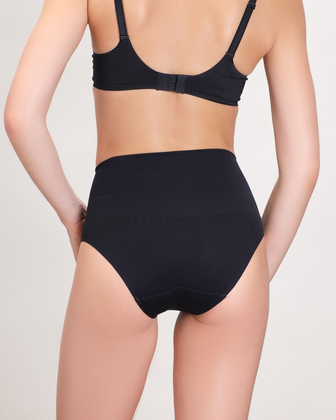 Купить Трусы CHANTELLE