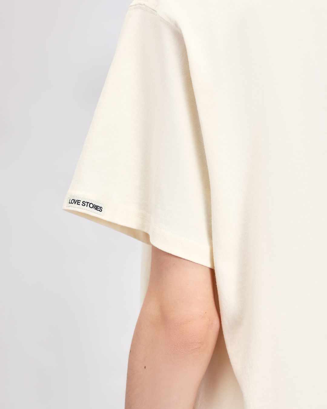 Купить Футболка LOVE STORIES
