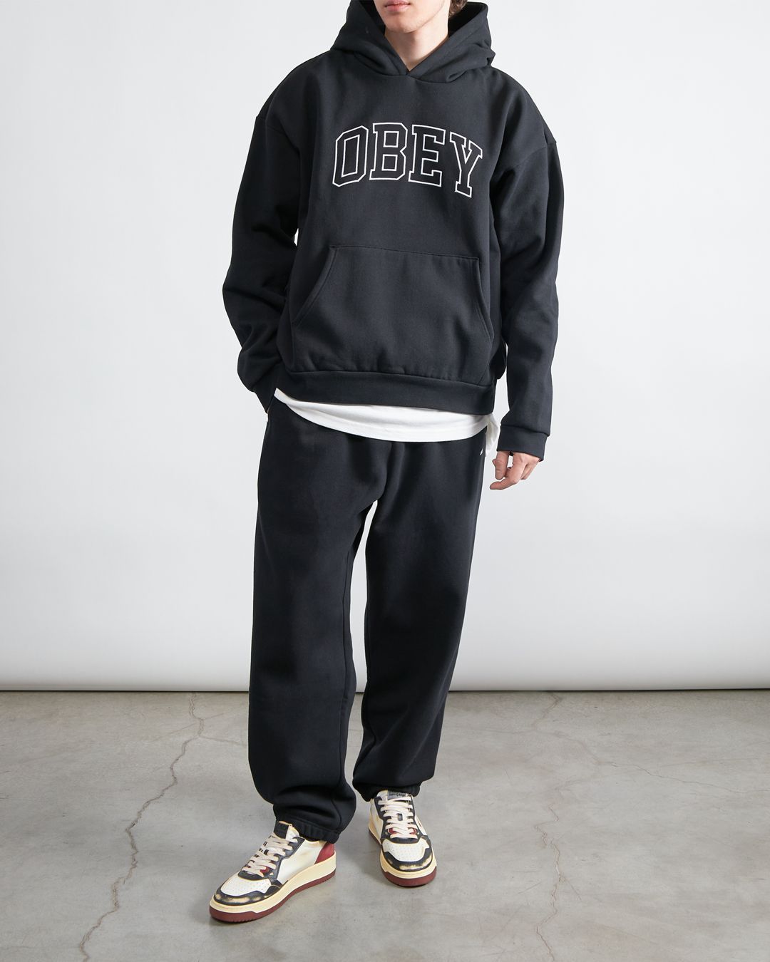 Купить Брюки OBEY