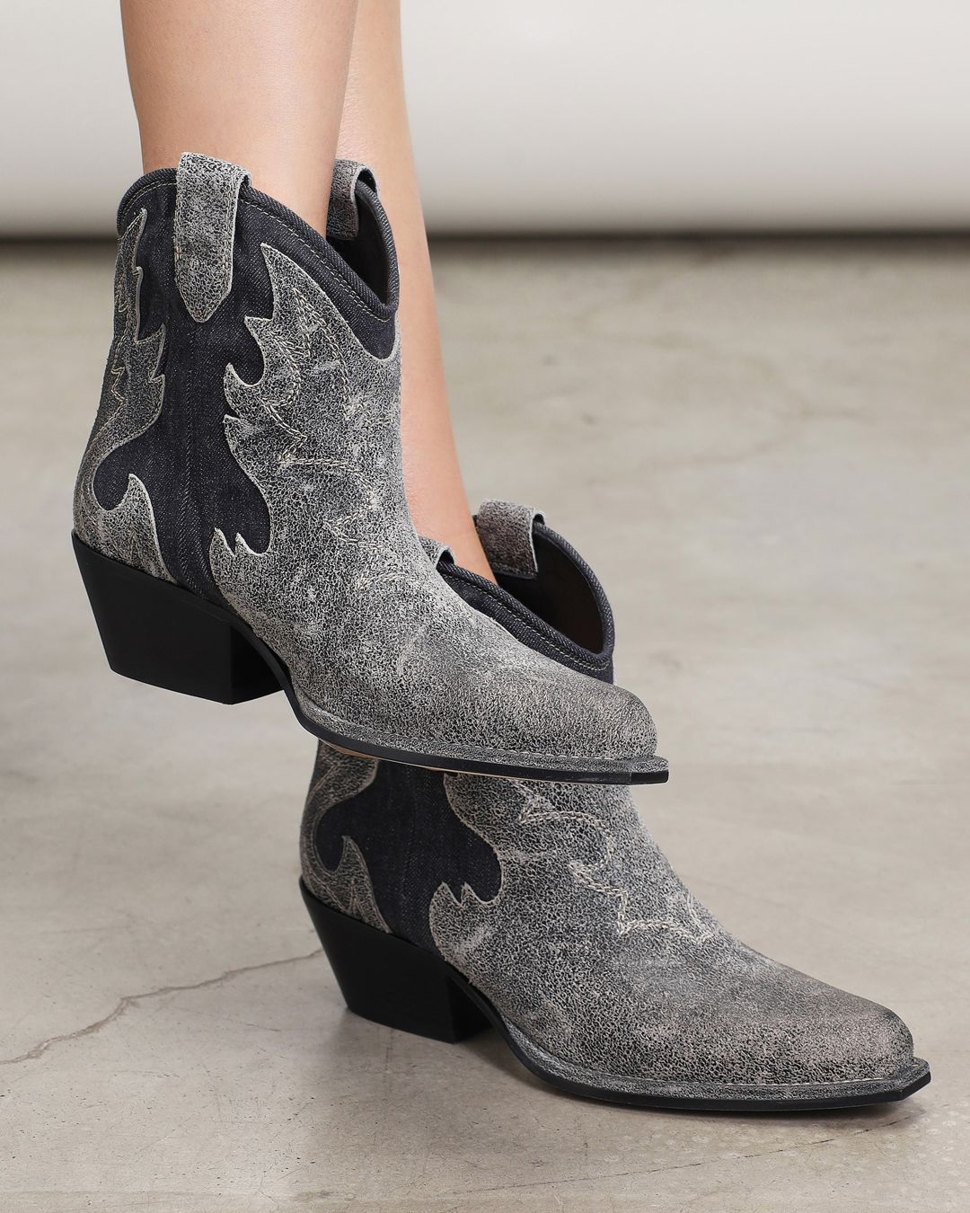 Купить Казаки VIC MATIE