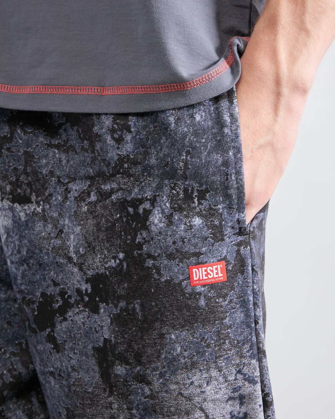 Купить Брюки DIESEL