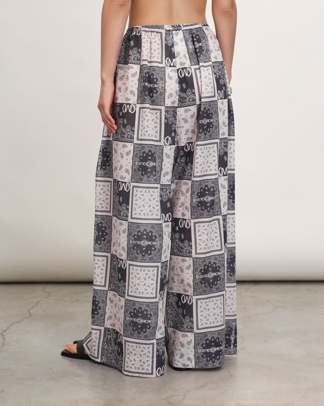 Купить Брюки MONOCHROME