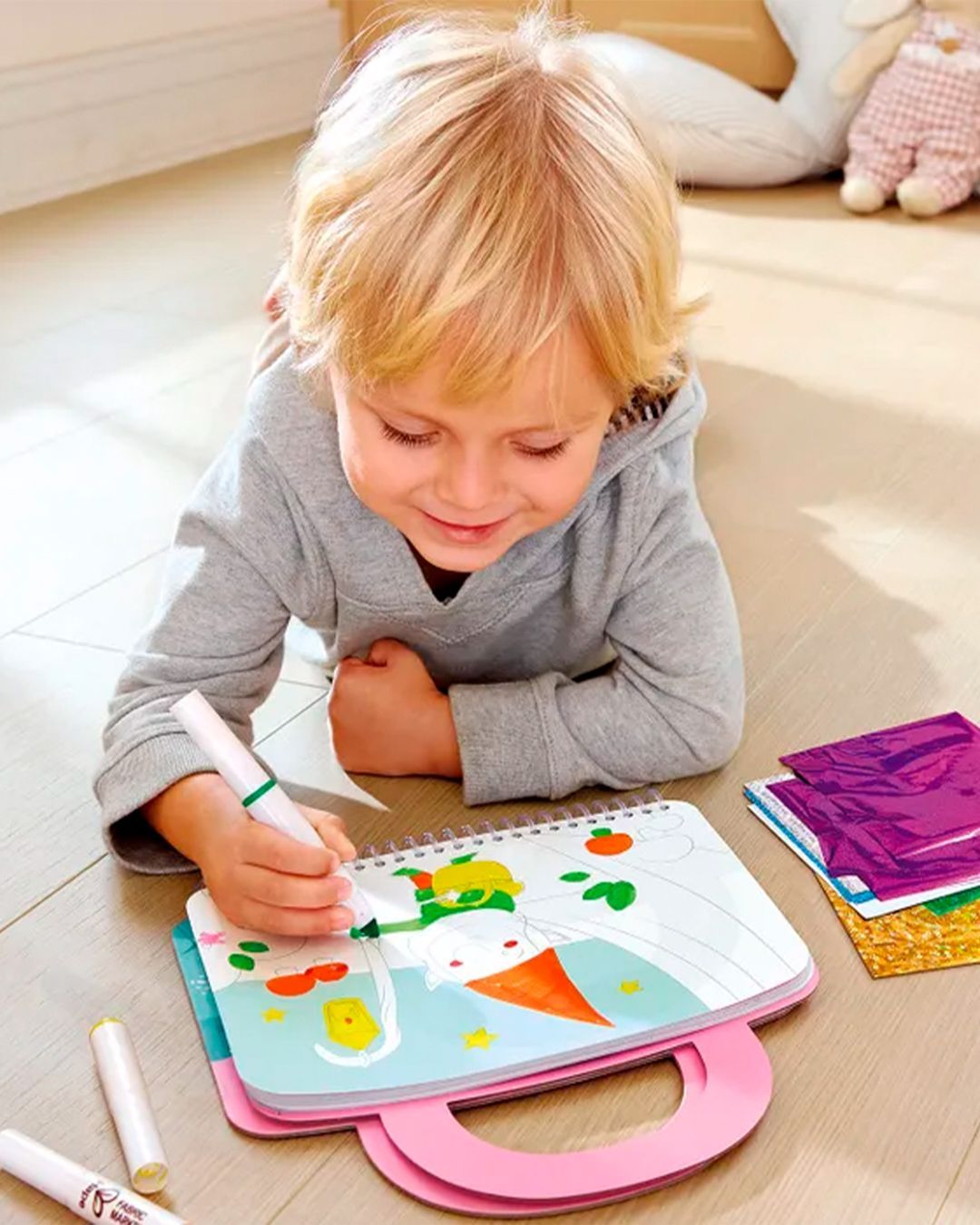 Купить Игровой набор укрась фольгой страну чудес HAPE