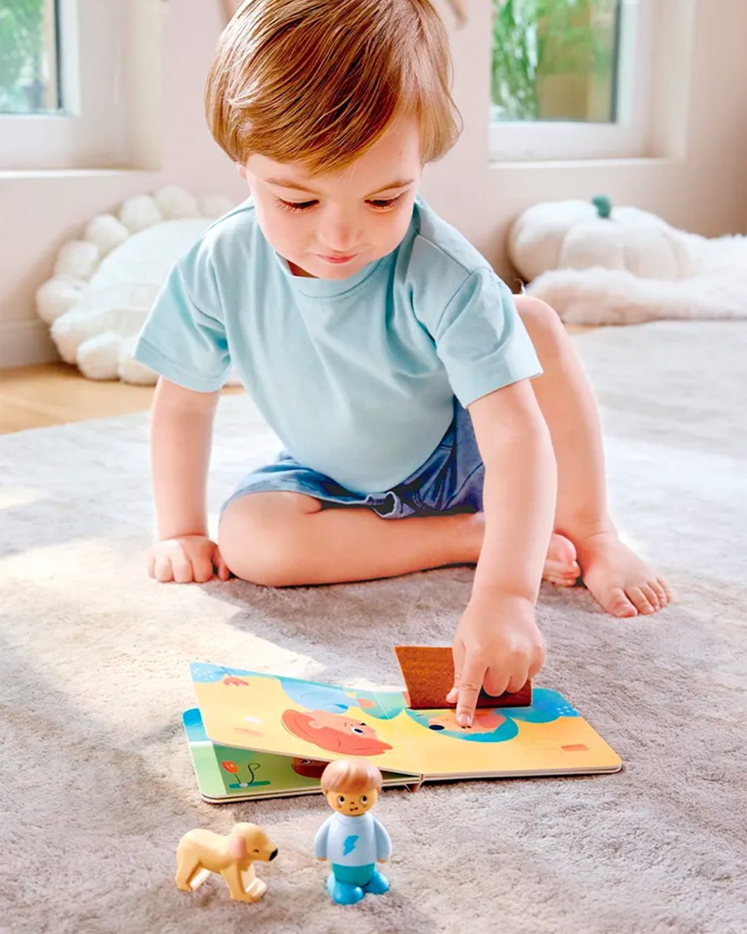 Купить Игровой набор "играем вместе" мальчик и собака HAPE