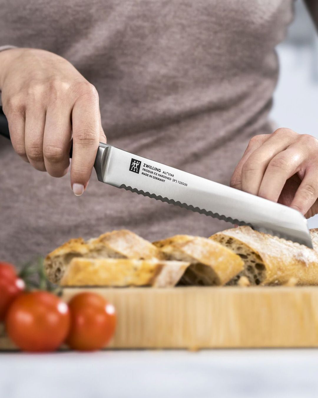 Купить Нож для хлеба ZWILLING