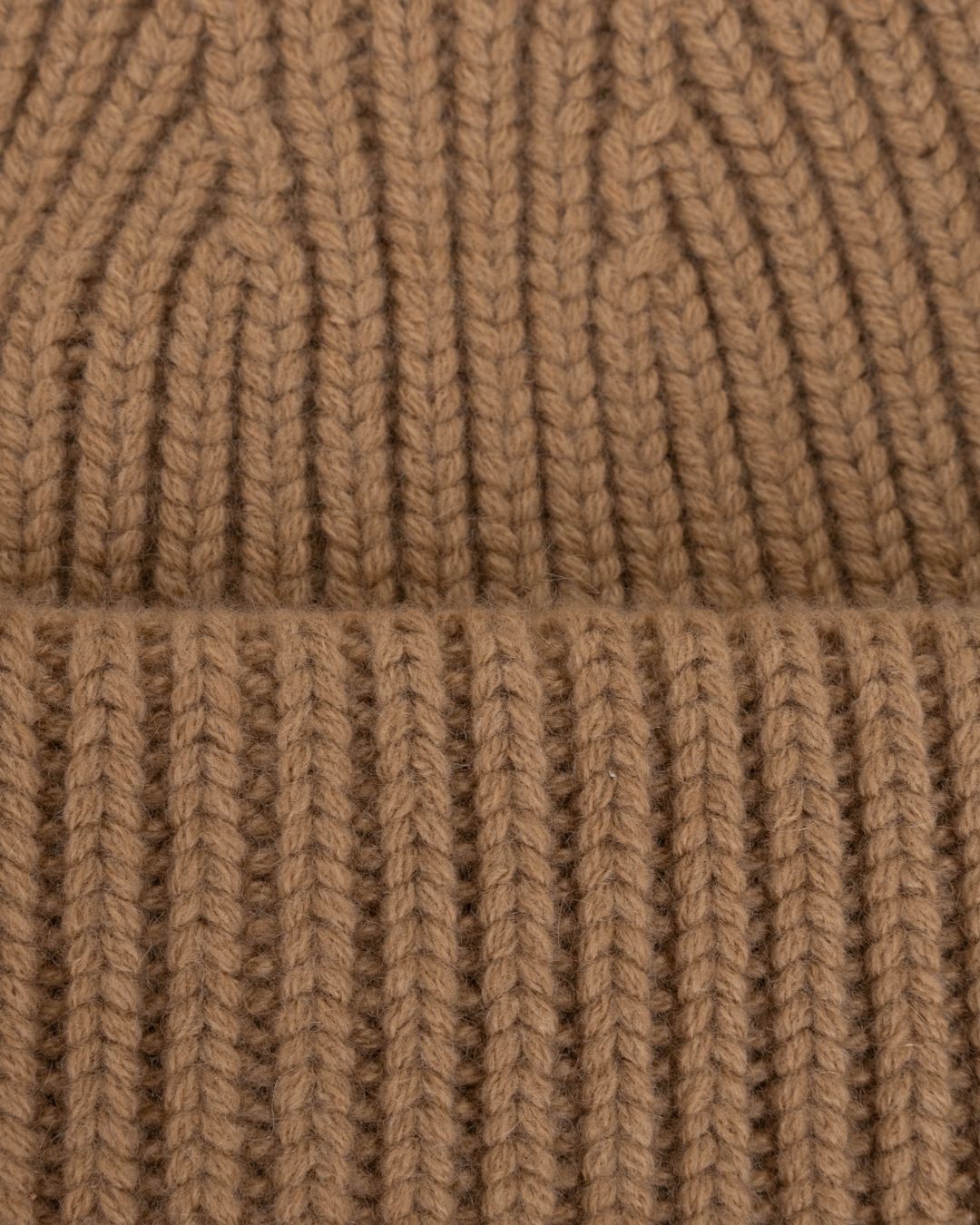 Купить Шапка YVES SALOMON