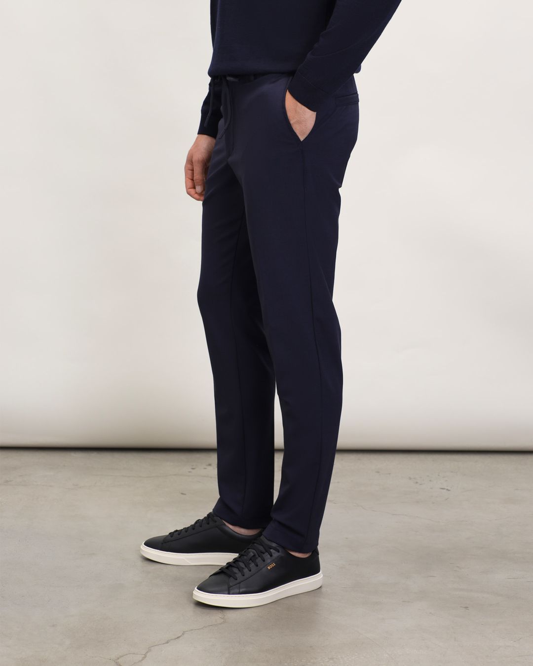 Купить Брюки HUGO BOSS